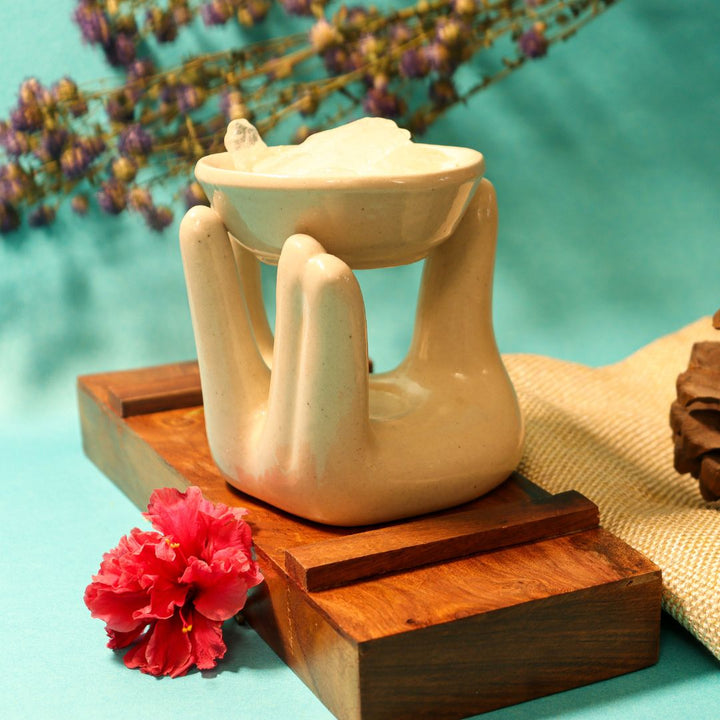 Clay Serenity Hand - Aroma Oil Diffuser & Burner