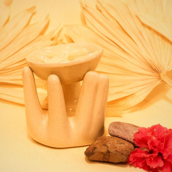 Clay Serenity Hand - Aroma Oil Diffuser & Burner