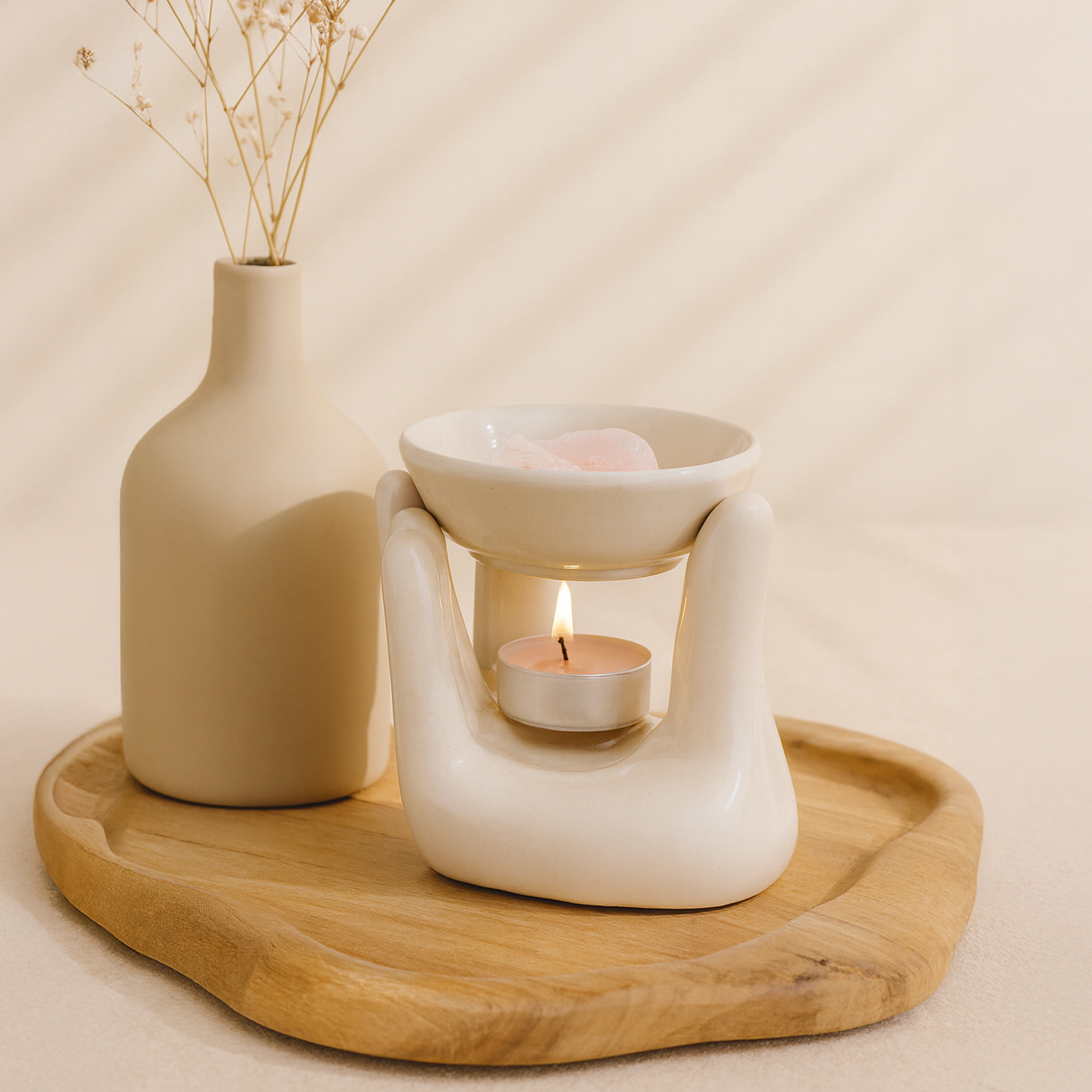 Clay Serenity Hand - Aroma Oil Diffuser & Burner