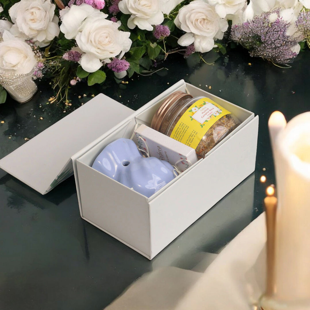 This gift set looks elegant and perfect for special occasions! The handcrafted ceramic diffuser, T-lights, and Nytarra Mystical Camphor Blend make it a thoughtful present. 